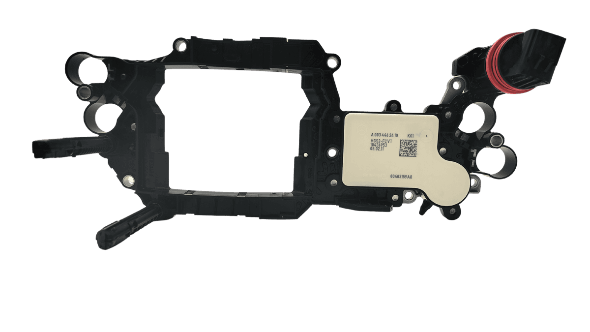 Schnelle und professionelle Reparatur des Mercedes 722.8 Getriebesteuergeräts bei Revonik GmbH zur Behebung von Schaltproblemen und Optimierung der Getriebeleistung.