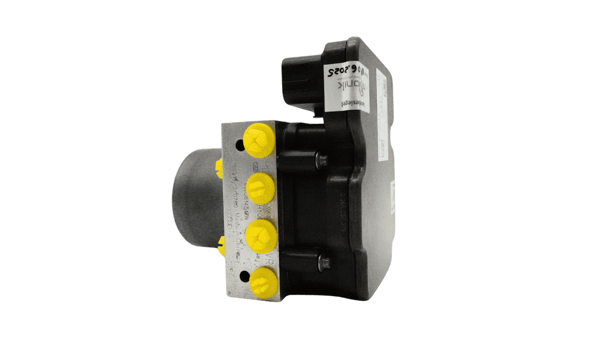 Repariertes BOSCH ESP 9.0 Steuergerät nach Instandsetzung bei Revonik GmbH – einsatzbereit als Plug-and-Play-Lösung